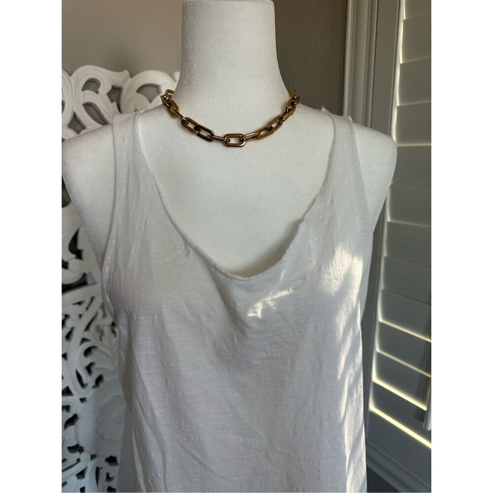 Long Asymmetrical Layering Tee - Picture 2 of 7